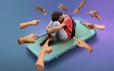 Как распознать ранние признаки киберзапугивания и вымогательства у вашего подростка