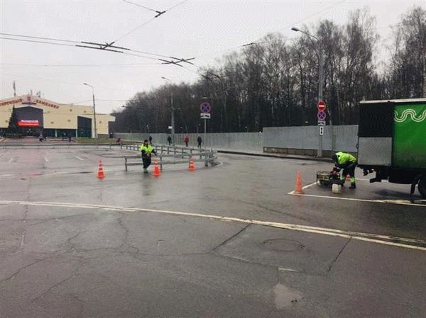 Бесплатные парковки возле метро Москвы