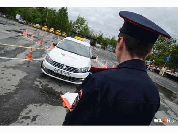 Можно ли сдать экзамен на права без обучения в автошколе