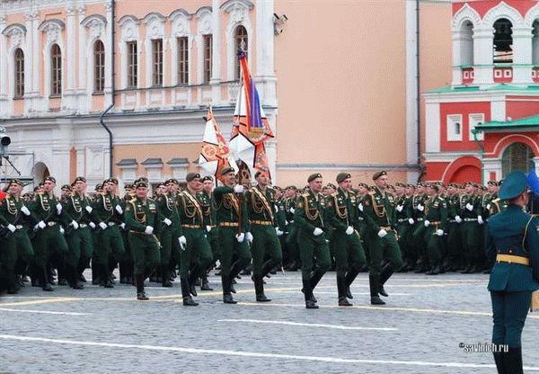 Питер строй. Военная Академия Хрулева Санкт-Петербург на параде Победы. Академия МТО Хрулева на параде. Парад войска МТО В Москве. Ва МТО Санкт-Петербург парад.